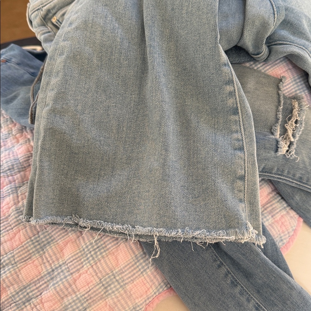 MOTHER the weekender fray in Light Blue Flare Jeans - Picture 7 of 7